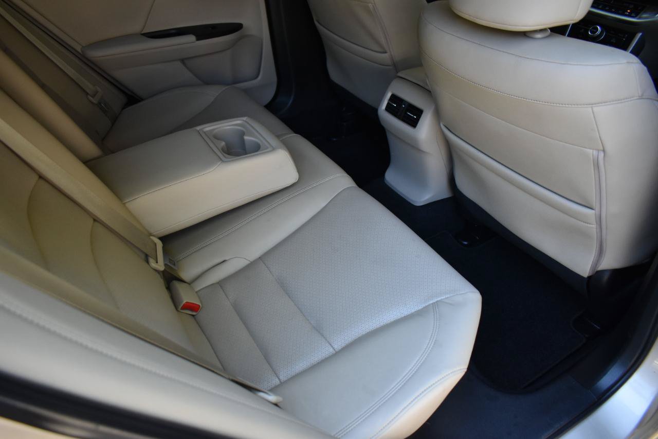 Used 2015 Honda Accord EX-L image 30