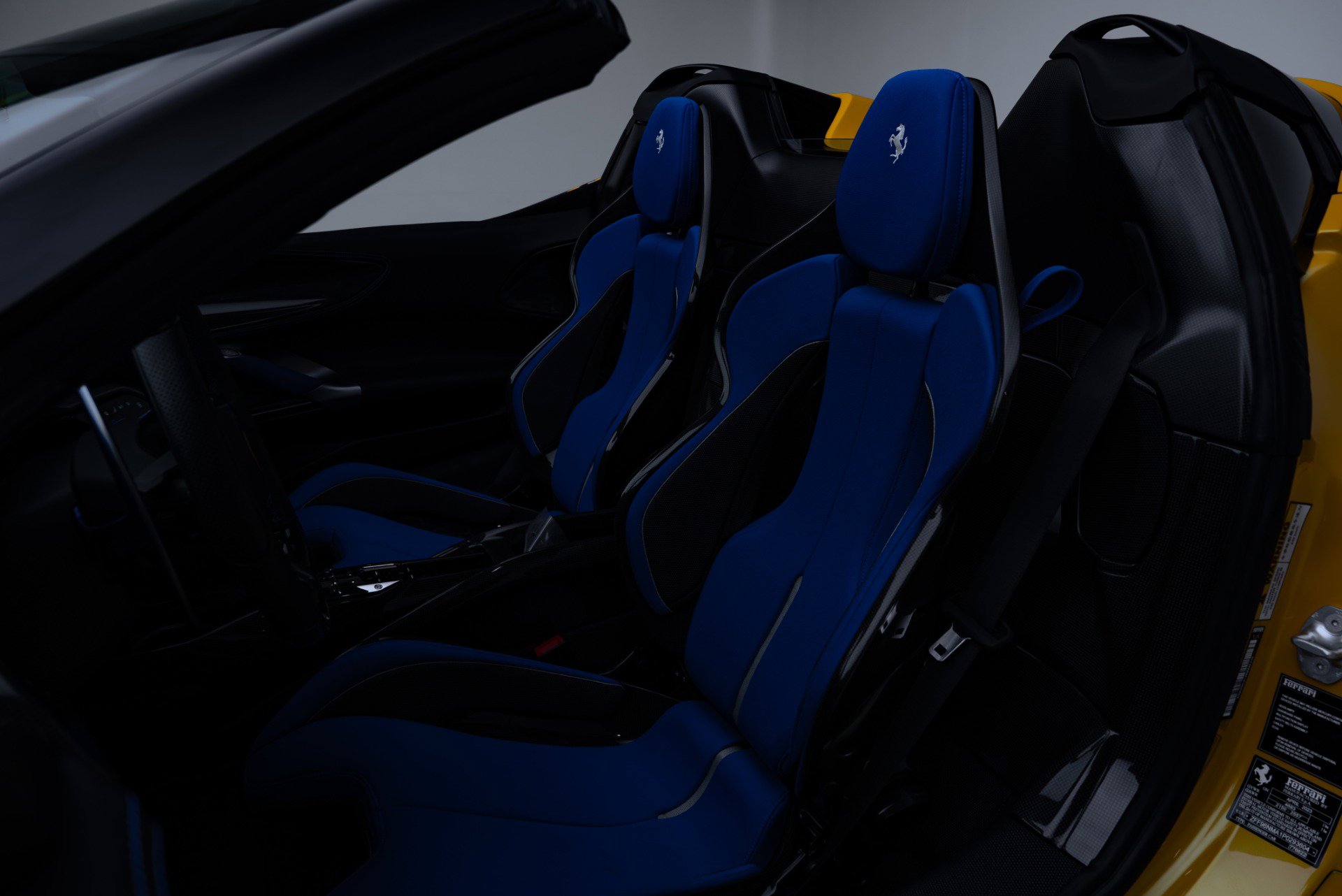 Used 2023 Ferrari SF90 Spider AWD/4WD image 24