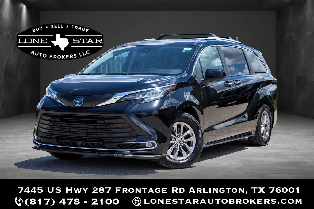 Used 2022 Toyota Sienna XLE
