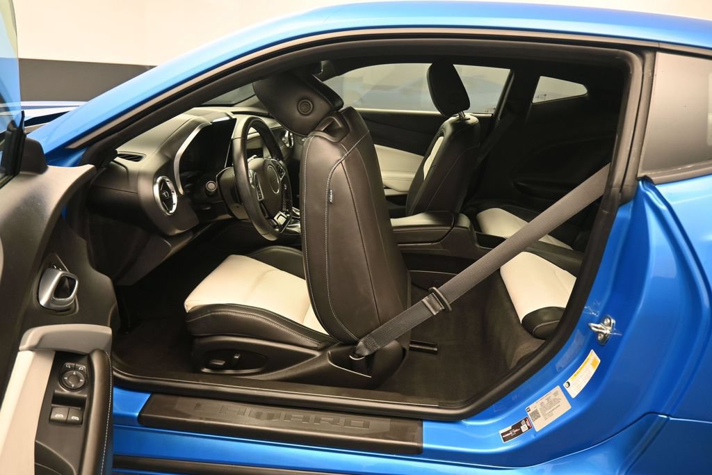 Used 2024 Chevrolet Camaro LT w/ RS Package RWD image 29