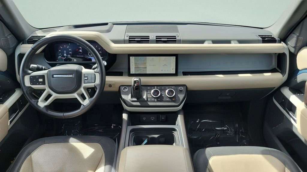 Used 2021 Land Rover Defender 110 X-Dynamic HSE image 11