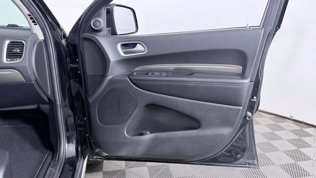 Used 2019 Dodge Durango SXT AWD/4WD image 38