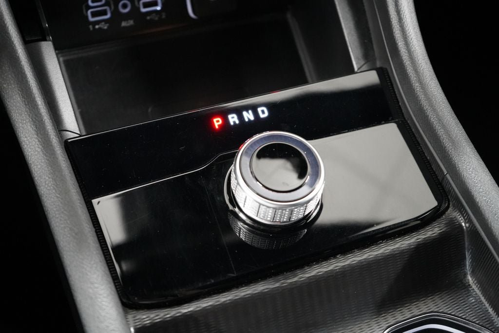 Used 2025 Jeep Grand Cherokee Altitude AWD/4WD image 24