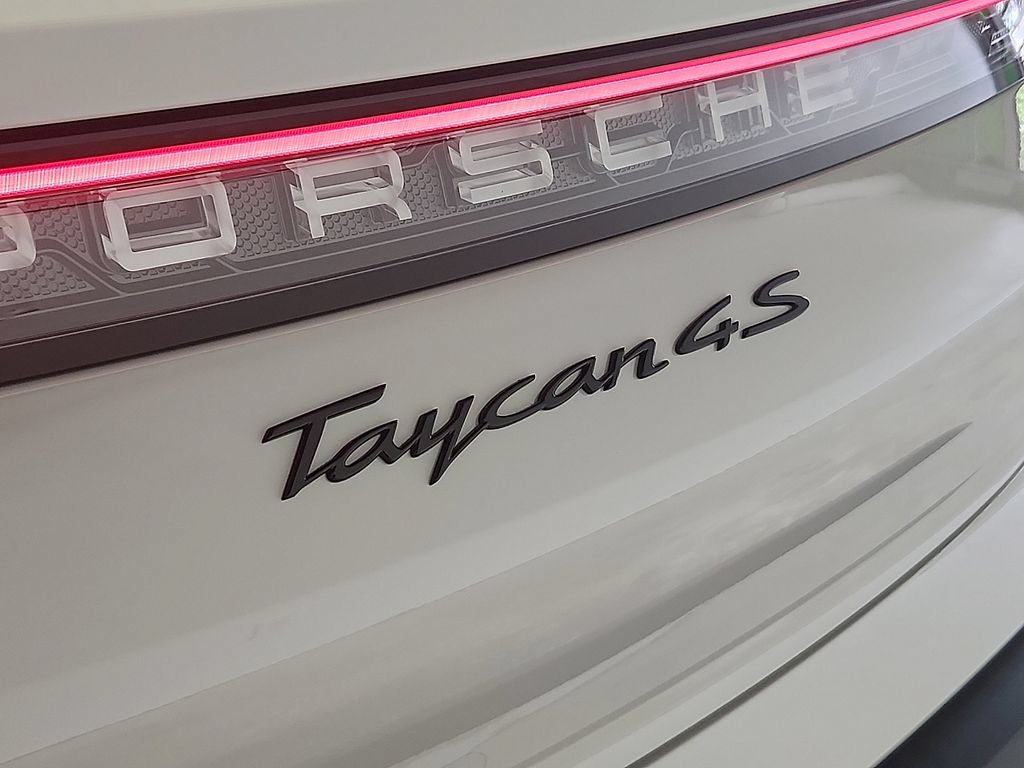 New 2026 Porsche Taycan 4S AWD/4WD image 26