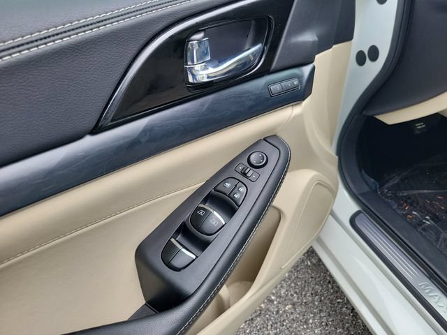 Used 2021 Nissan Maxima Platinum w/ Sport Mat Group FWD image 14