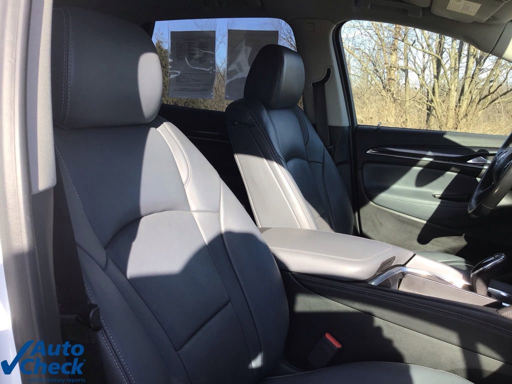 Used 2020 Buick Enclave Essence w/ Sound and Sites Package image 25
