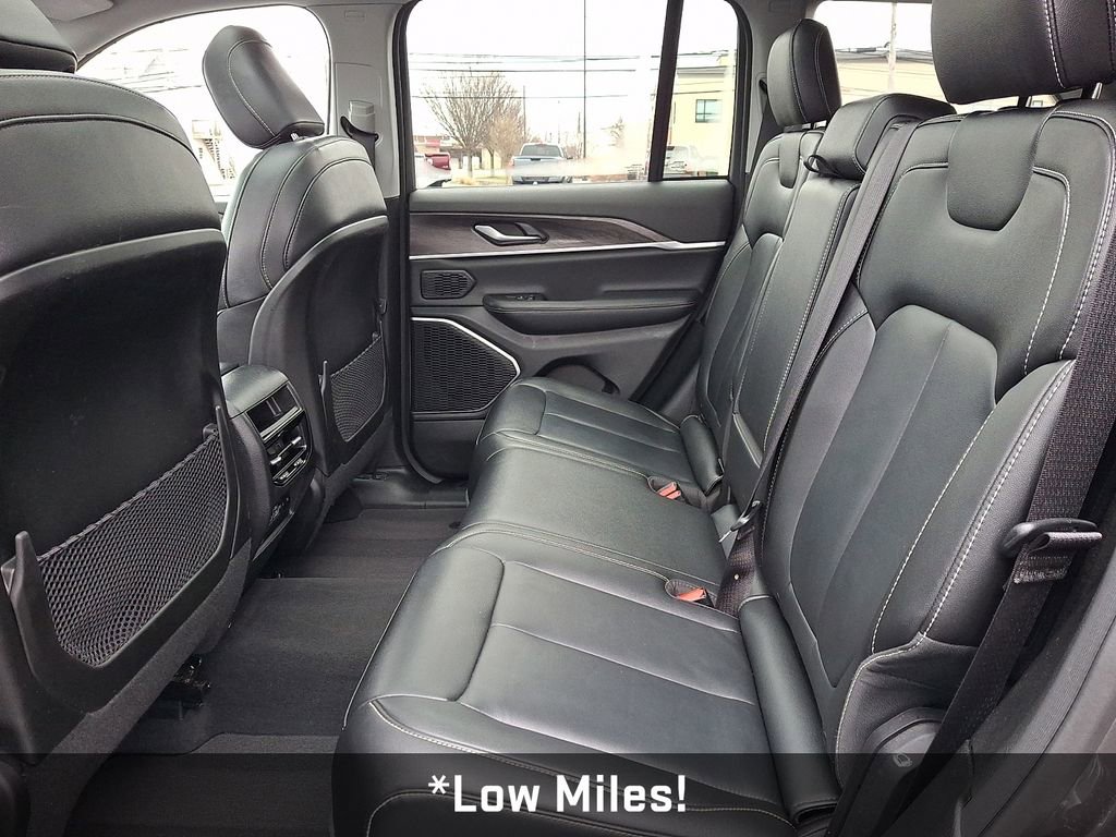 Used 2022 Jeep Grand Cherokee Limited 4xe image 13