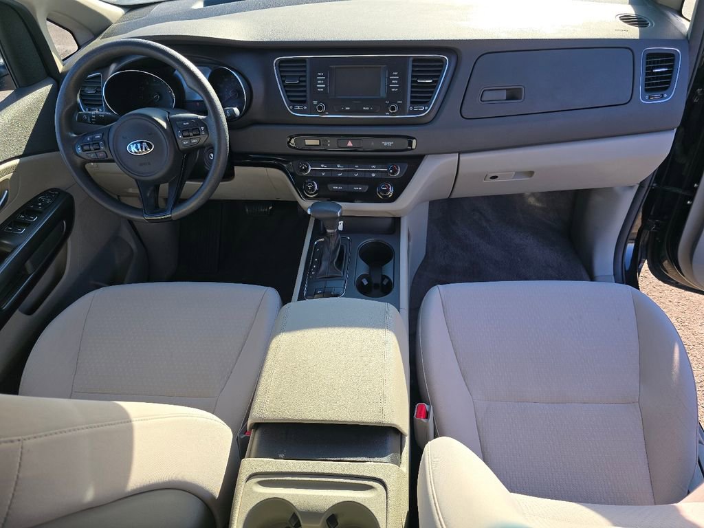 Used 2018 Kia Sedona LX image 20