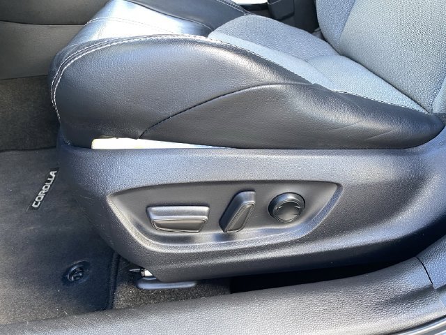 Used 2021 Toyota Corolla XSE w/ Carpet Mat Package (TMS) FWD image 22
