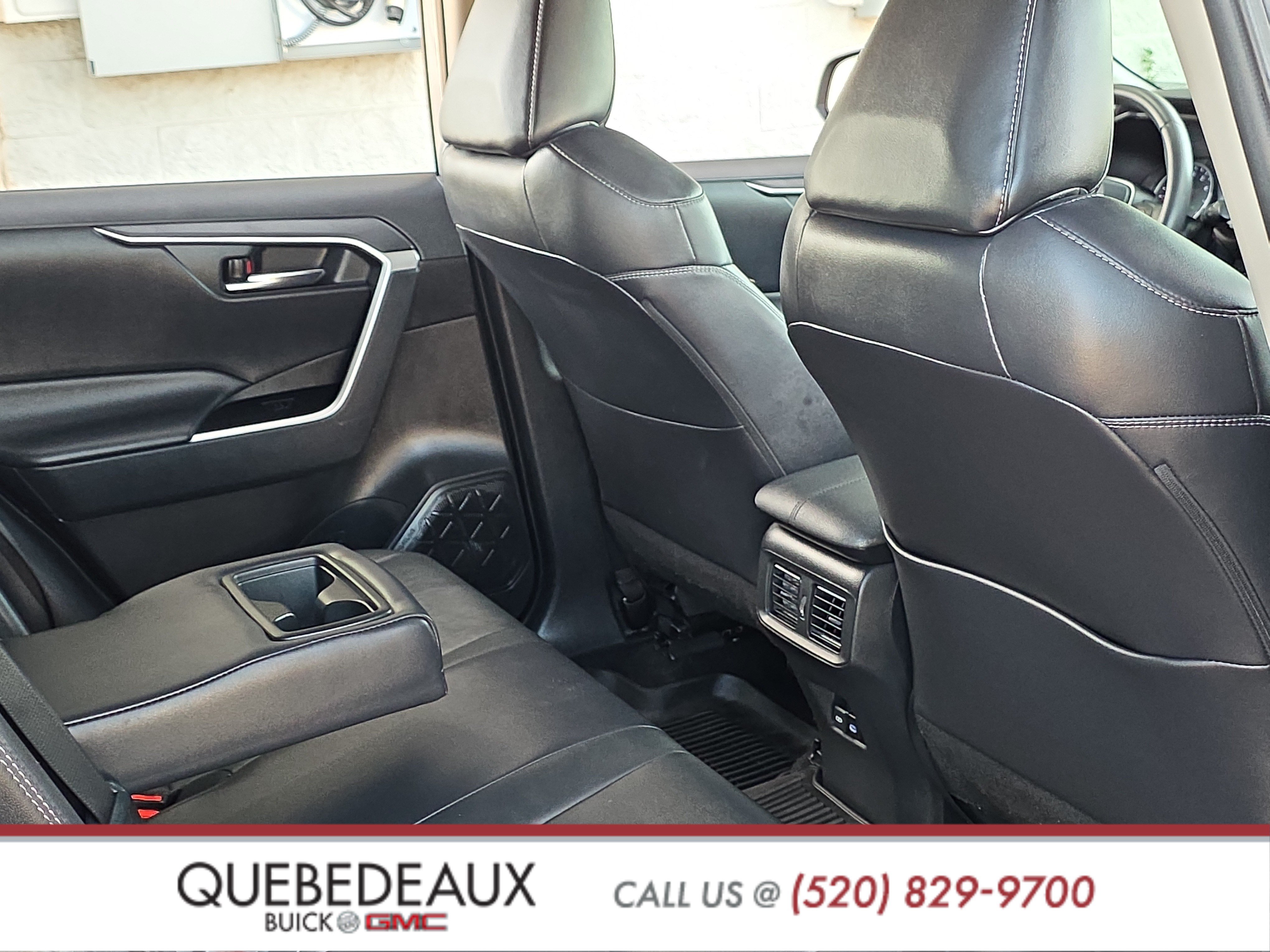 Used 2022 Toyota RAV4 XLE Premium FWD image 26