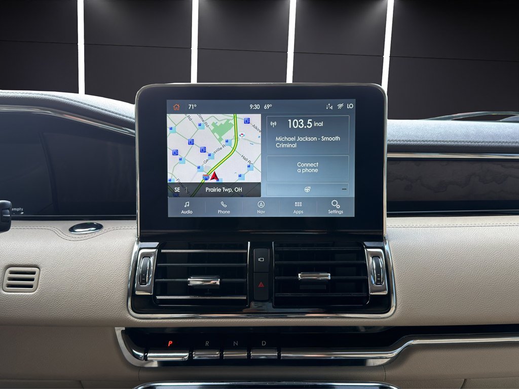 Used 2020 Lincoln Navigator L Reserve w/ Luxury Package AWD/4WD image 18