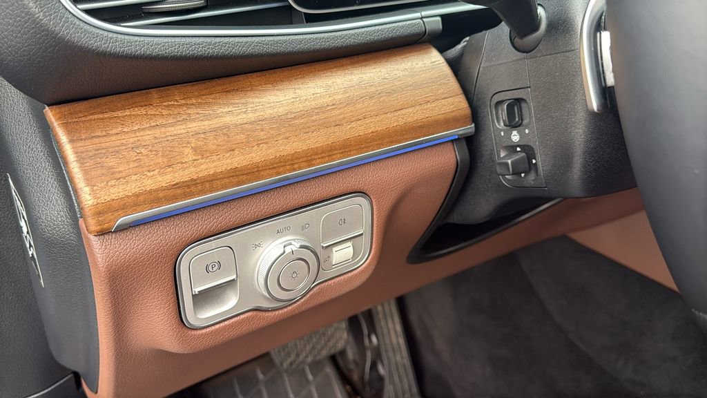 Certified 2025 Mercedes-Benz GLE 350 4MATIC image 24