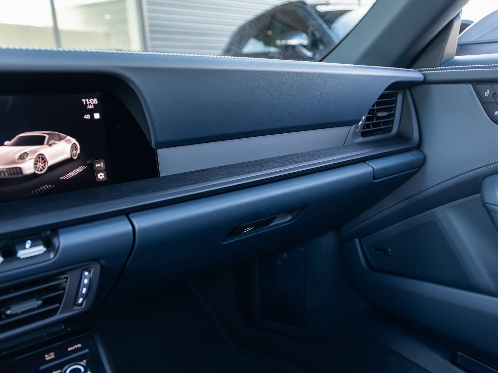Certified 2025 Porsche 911 Targa 4 GTS image 32