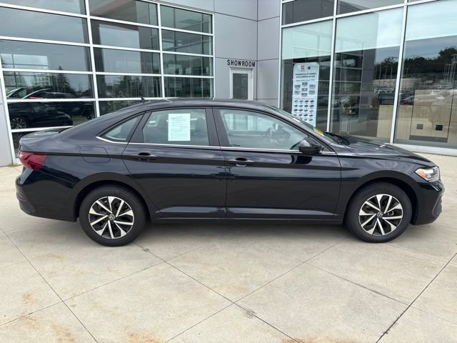 Used 2024 Volkswagen Jetta S FWD image 8