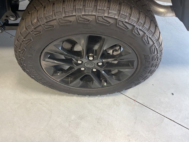 New 2025 Jeep Gladiator Sport image 31