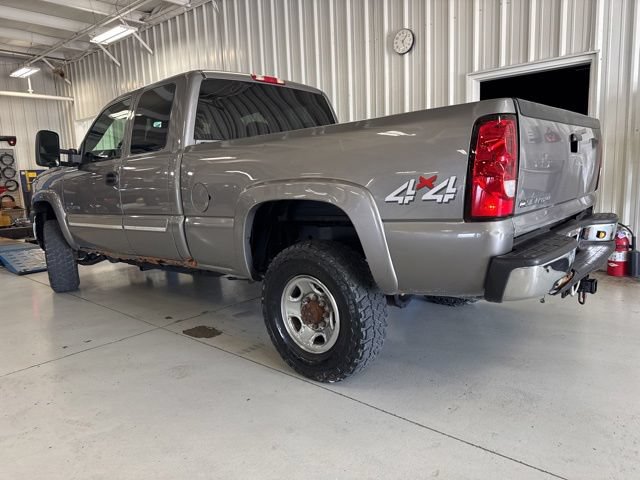 Used 2007 Chevrolet Silverado 2500 LT w/ Heavy-Duty Power Package AWD/4WD image 5