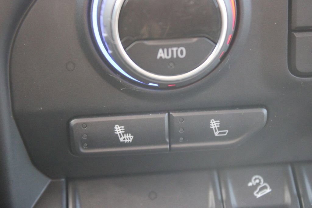 Used 2022 Chevrolet Silverado 2500 LTZ w/ Z71 Off-Road Package image 47