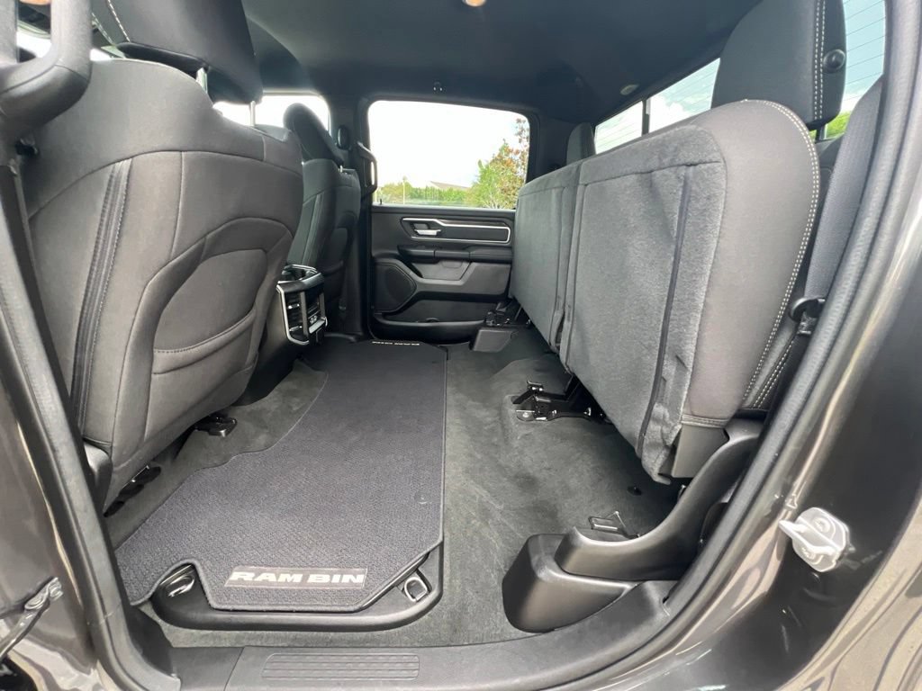 Used 2022 RAM 1500 Big Horn AWD/4WD image 36