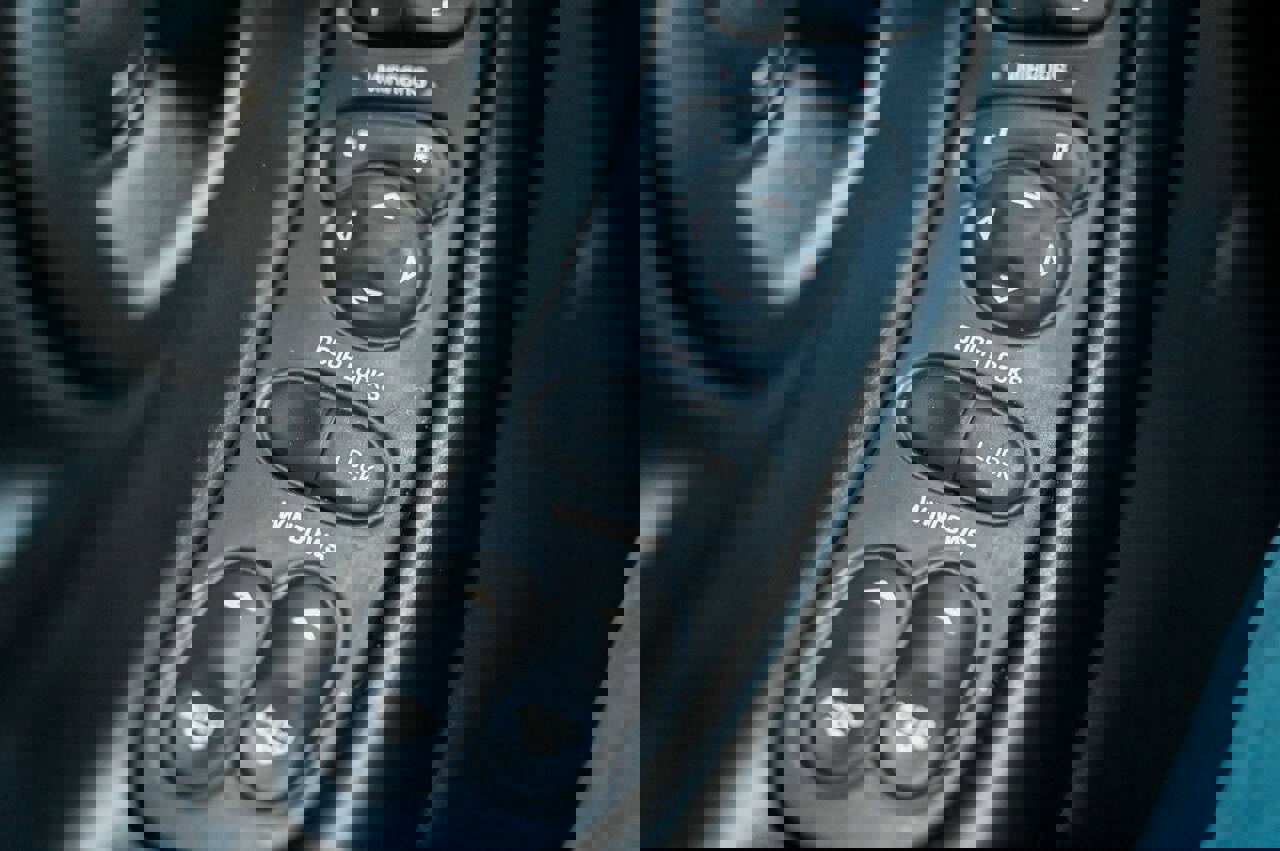 Used 2002 Chevrolet Corvette Z06 w/ Memory Pkg image 72