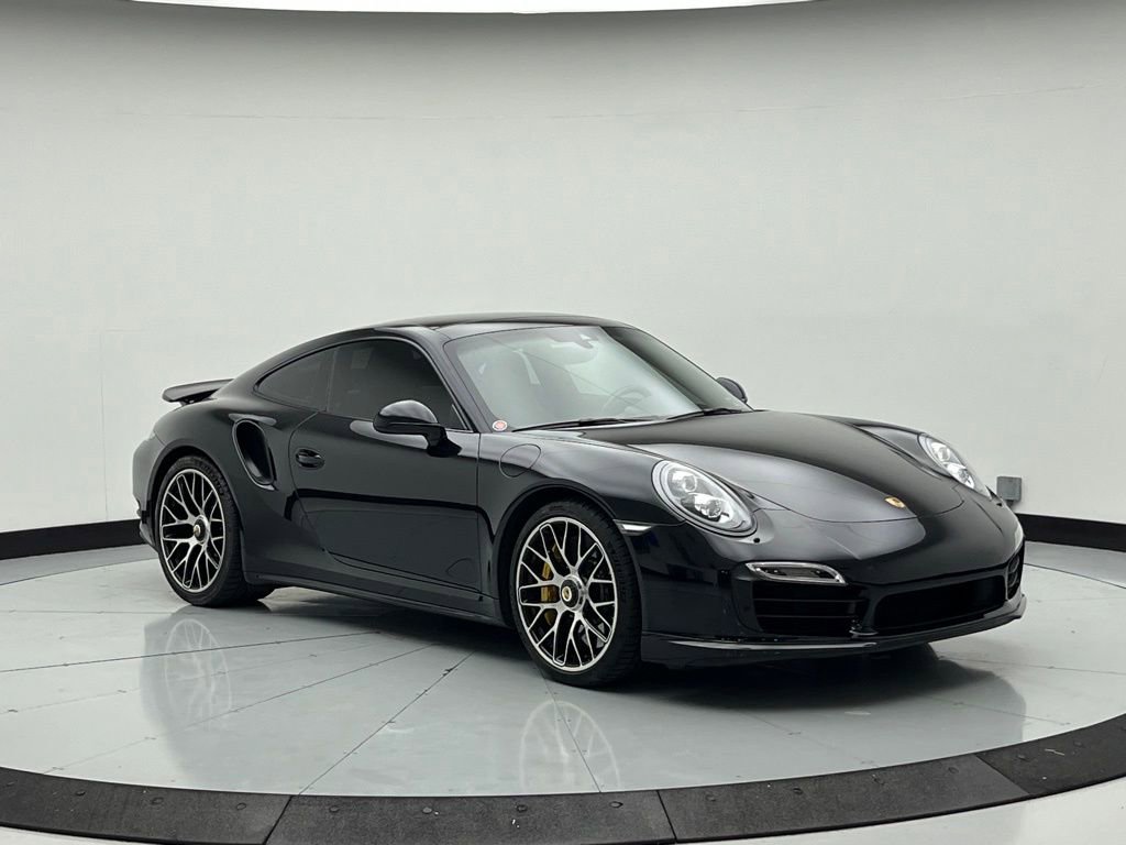 Used 2015 Porsche 911 Turbo S image 9