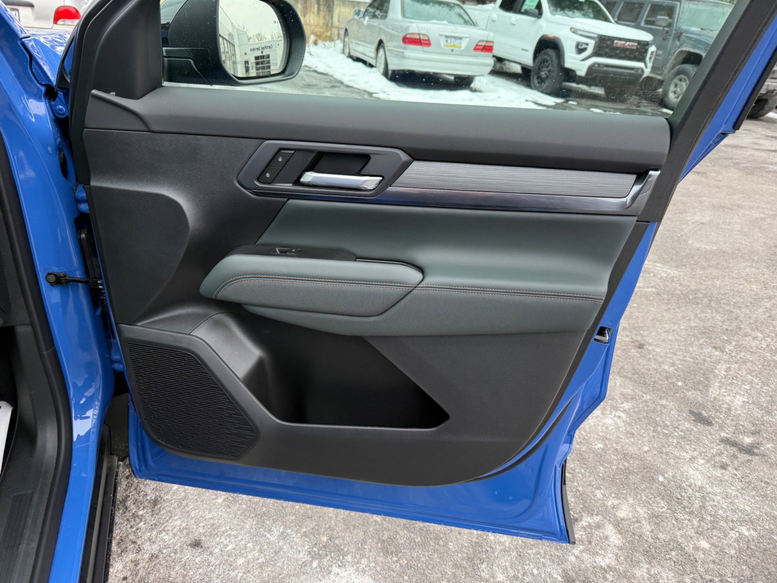 New 2026 GMC Terrain AT4 image 23