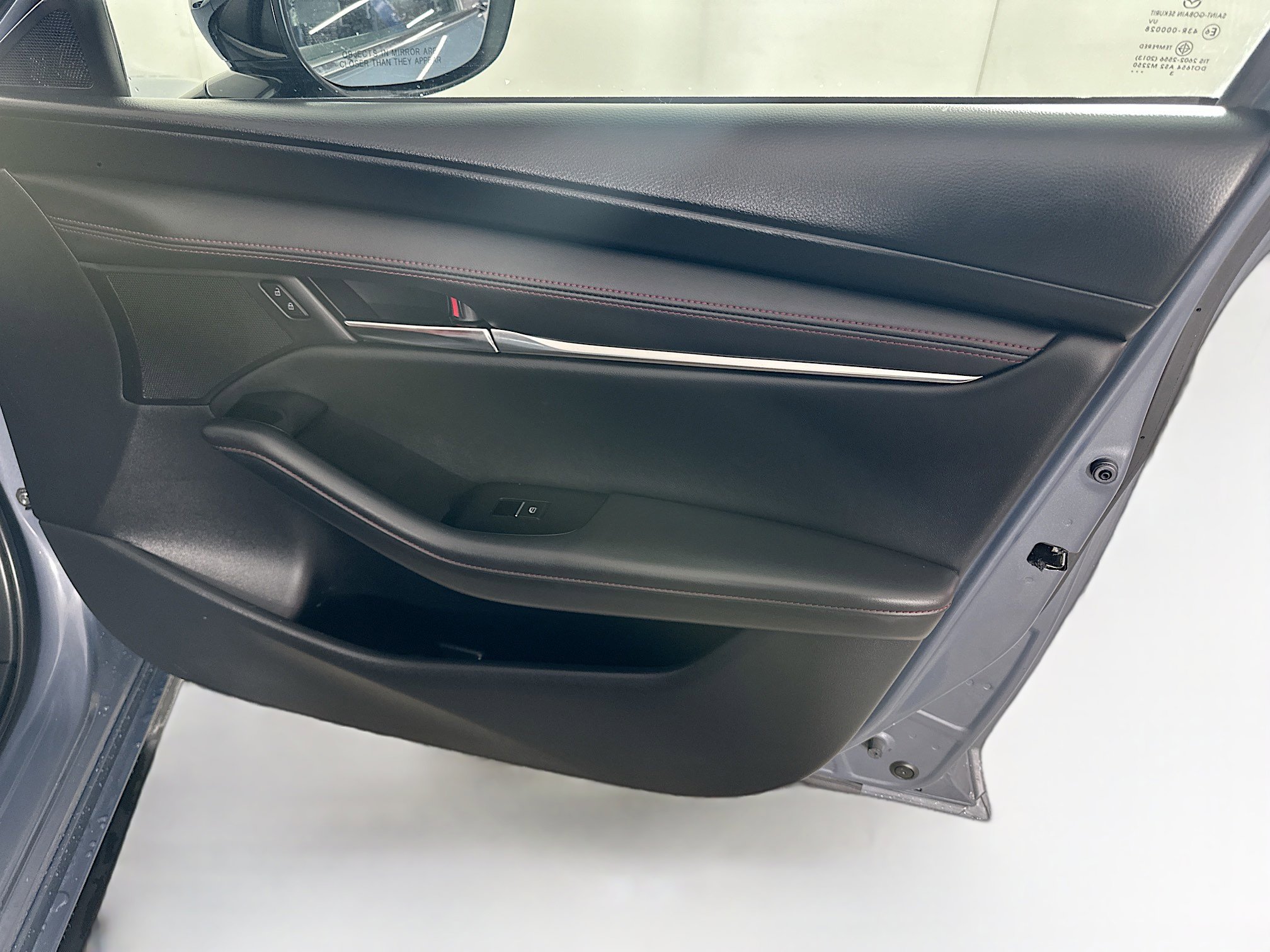 Used 2024 MAZDA MAZDA3 s image 33