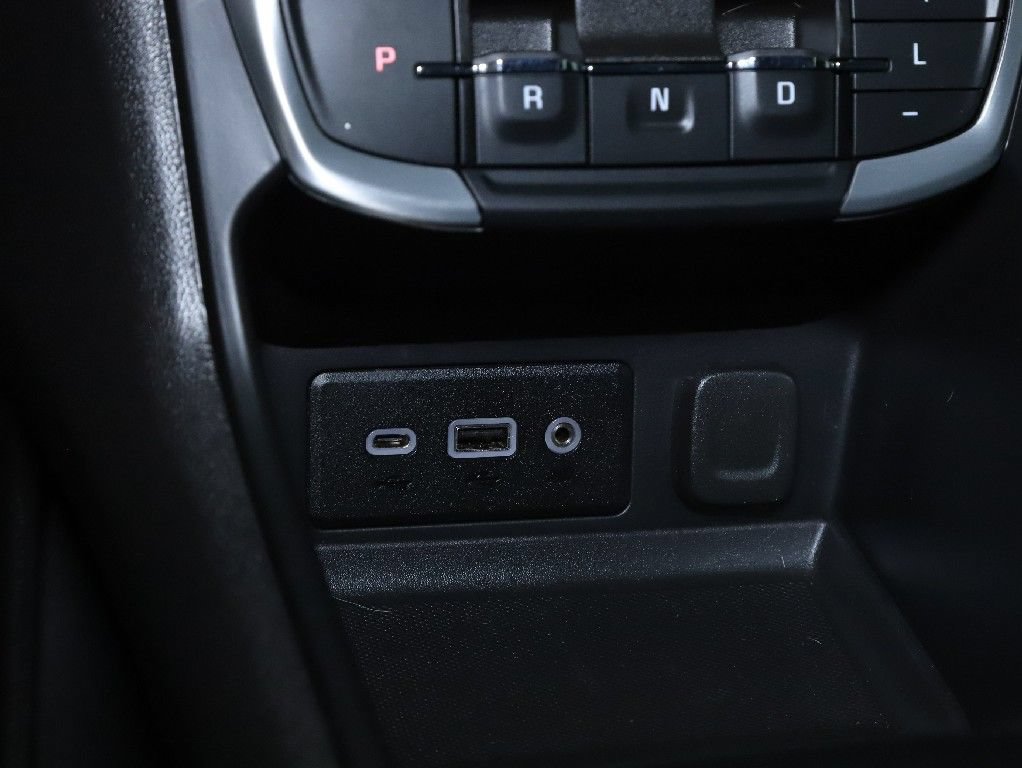 Used 2024 GMC Terrain SLE AWD/4WD image 27