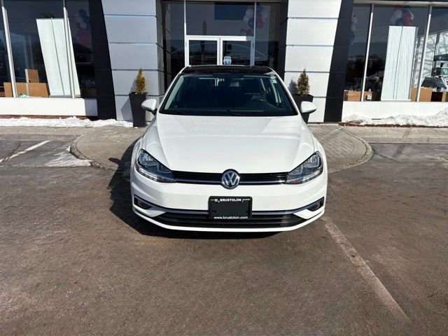 Used 2019 Volkswagen Golf SE image 4