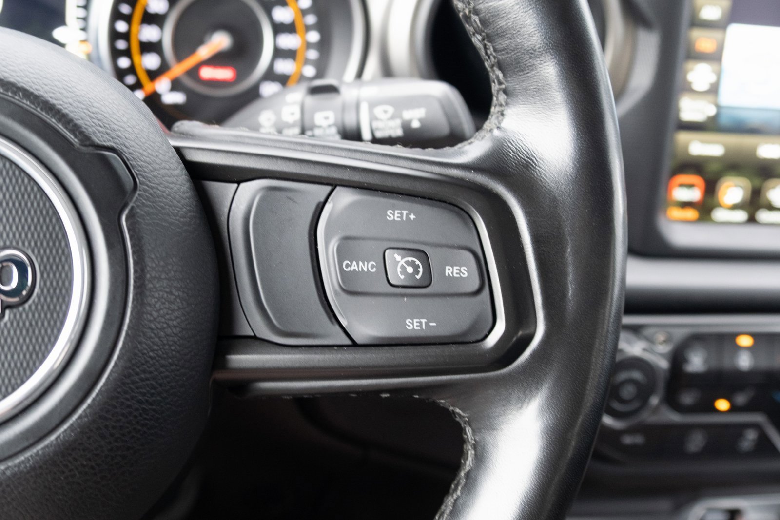 Used 2022 Jeep Wrangler Unlimited Sport w/ Uconnect 4C Nav & Sound Group image 7