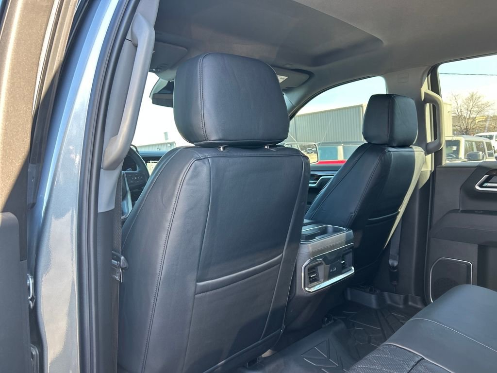 Used 2025 GMC Sierra 1500 Elevation image 26