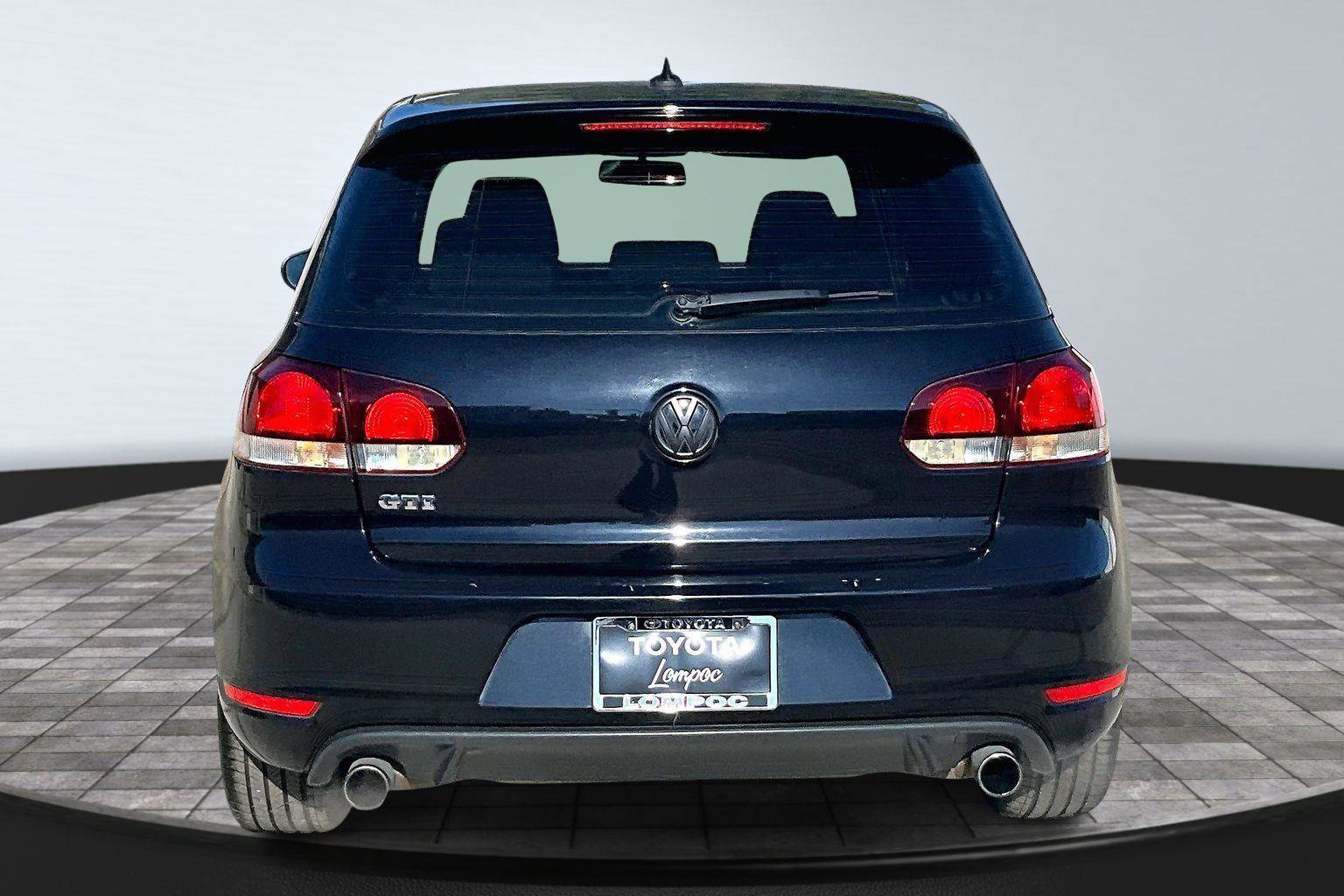 Used 2014 Volkswagen GTI Wolfsburg Edition image 4
