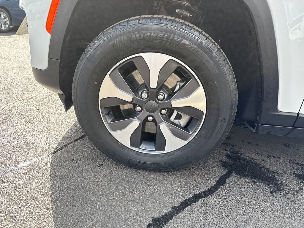 Used 2023 Jeep Grand Cherokee 4WD 4xe image 30