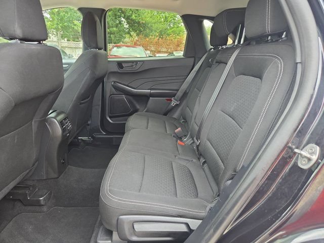 Used 2025 Ford Escape Active AWD/4WD image 25