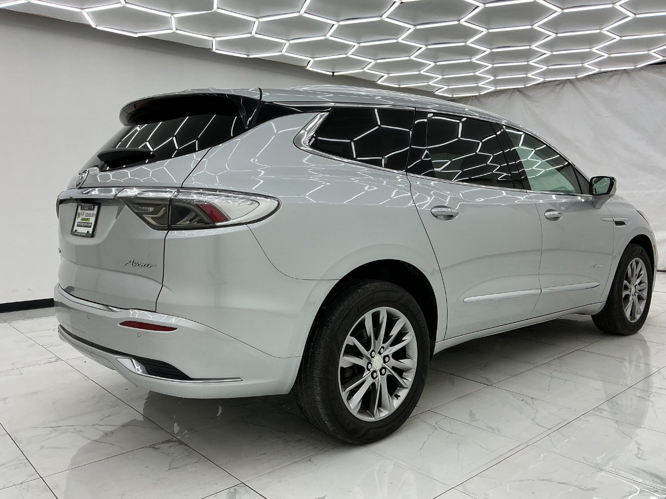 Used 2022 Buick Enclave Avenir w/ Trailering Package, 5000 lbs. AWD/4WD image 11