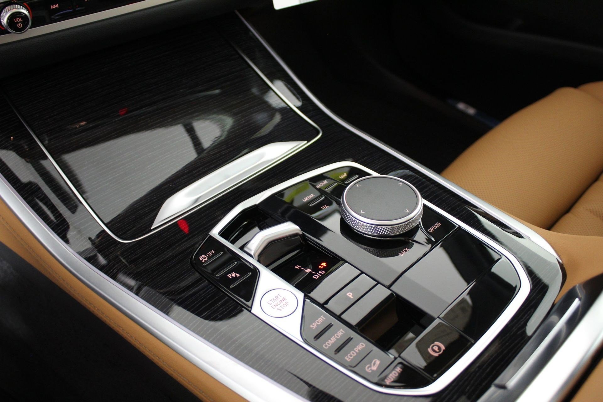 New 2026 BMW X5 xDrive40i AWD/4WD image 16