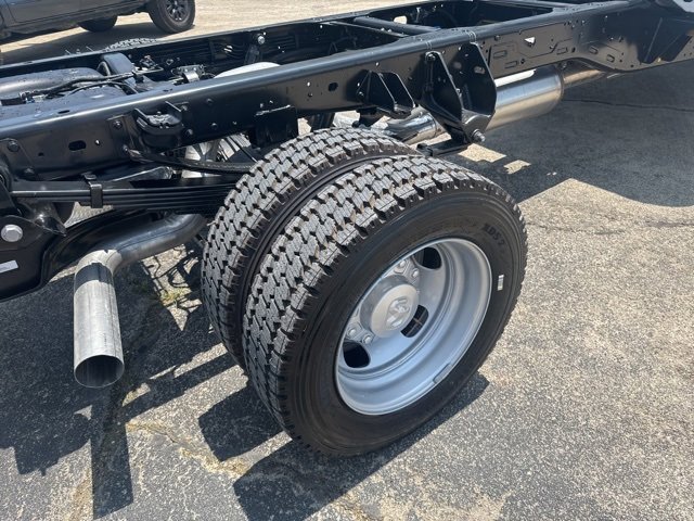 New 2025 RAM 5500 Tradesman image 6