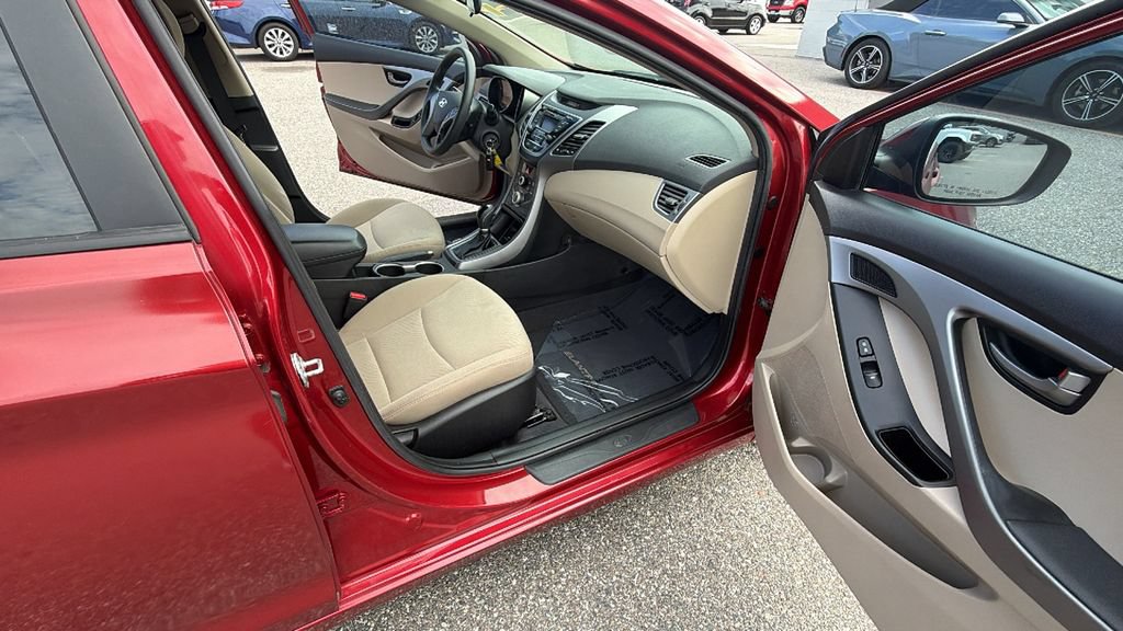 Used 2016 Hyundai Elantra SE FWD image 26