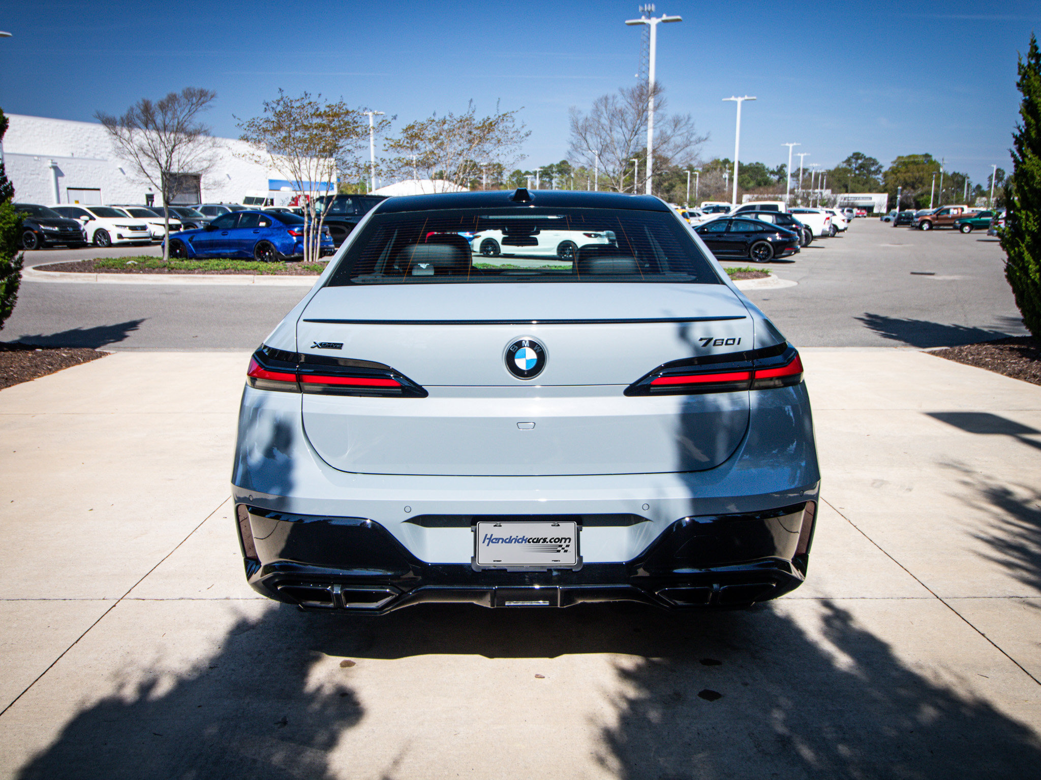 Used 2026 BMW 760i xDrive w/ Executive Package AWD/4WD image 38