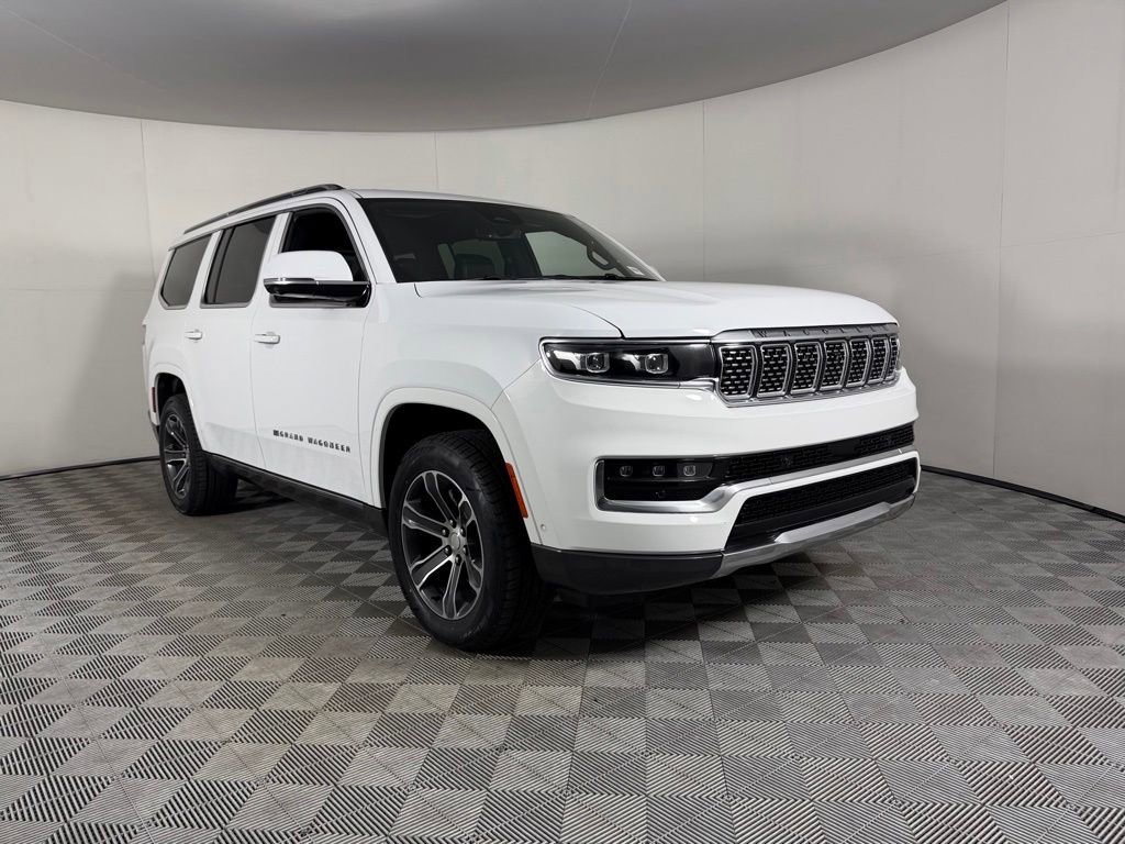 Used 2022 Jeep Grand Wagoneer Series I AWD/4WD image 5