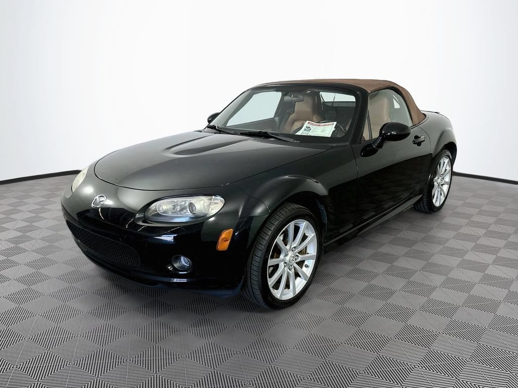 Used 2007 MAZDA MX-5 Miata Grand Touring w/ Premium Pkg RWD image 5