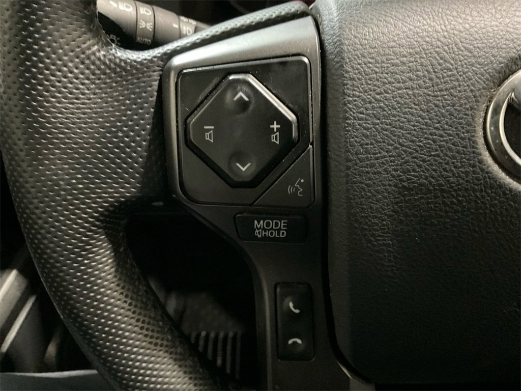 Used 2023 Toyota Tacoma TRD Off-Road image 27