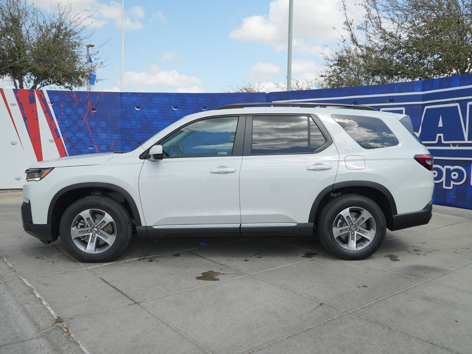 New 2026 Honda Pilot EX-L image 10