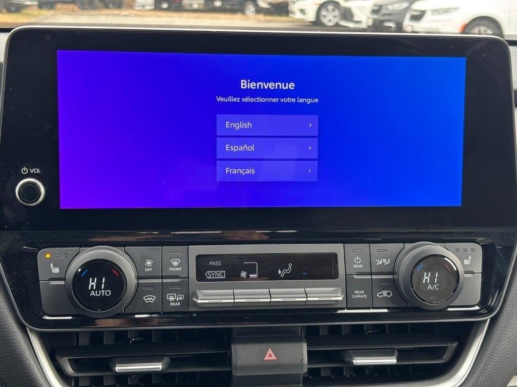 Used 2025 Toyota Grand Highlander AWD image 30