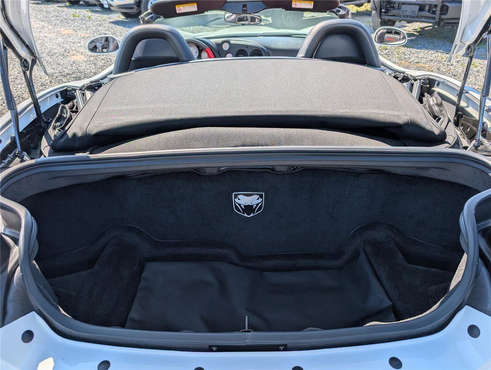 Used 2004 Dodge Viper SRT-10 image 13