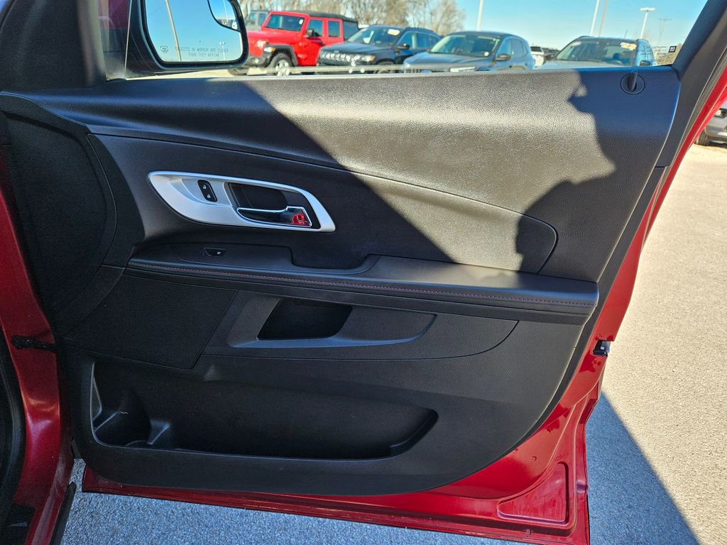 Used 2013 Chevrolet Equinox LT w/ All Star Package image 32