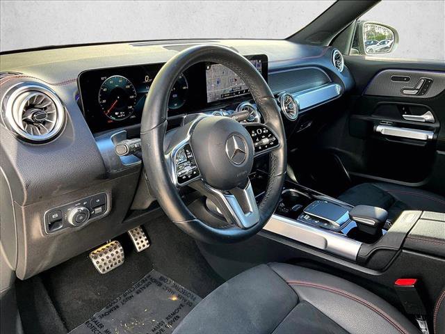 Used 2023 Mercedes-Benz EQB 300 4MATIC image 13