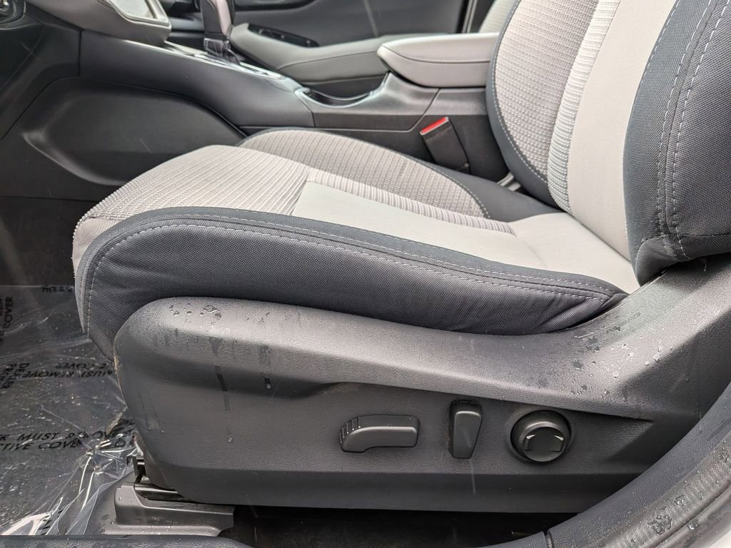 Used 2025 Subaru Outback Premium image 16
