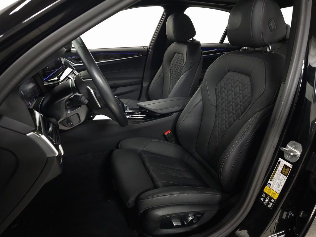 Used 2023 BMW 530i xDrive w/ Premium Package image 16