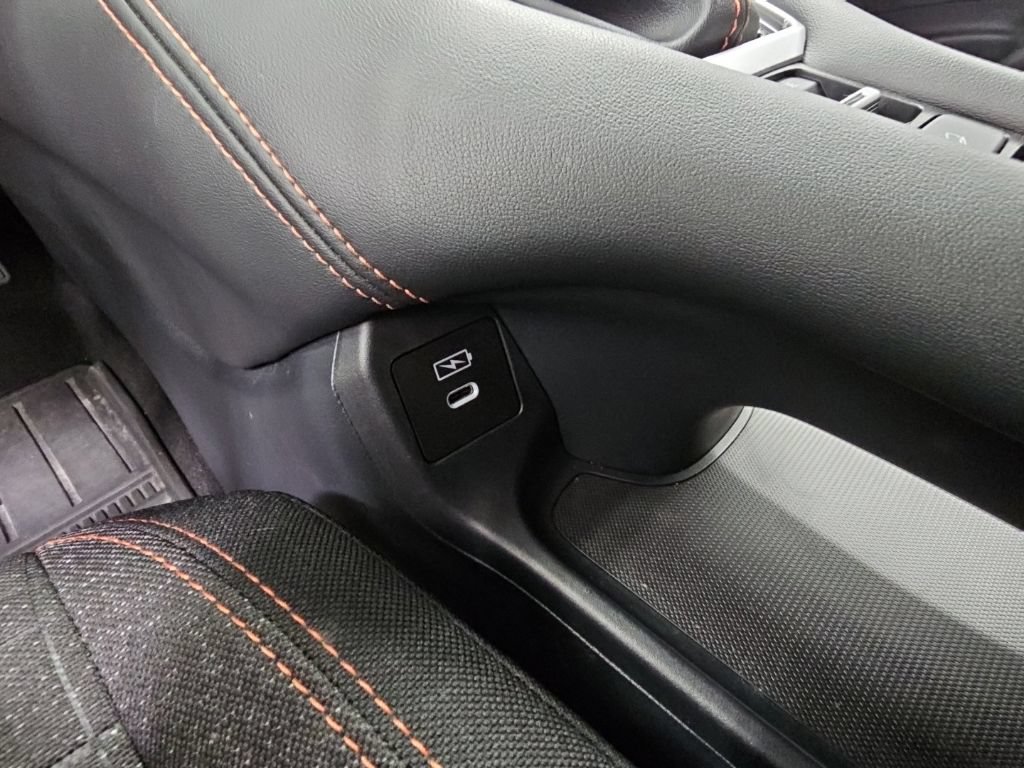 Used 2025 Honda HR-V Sport image 19