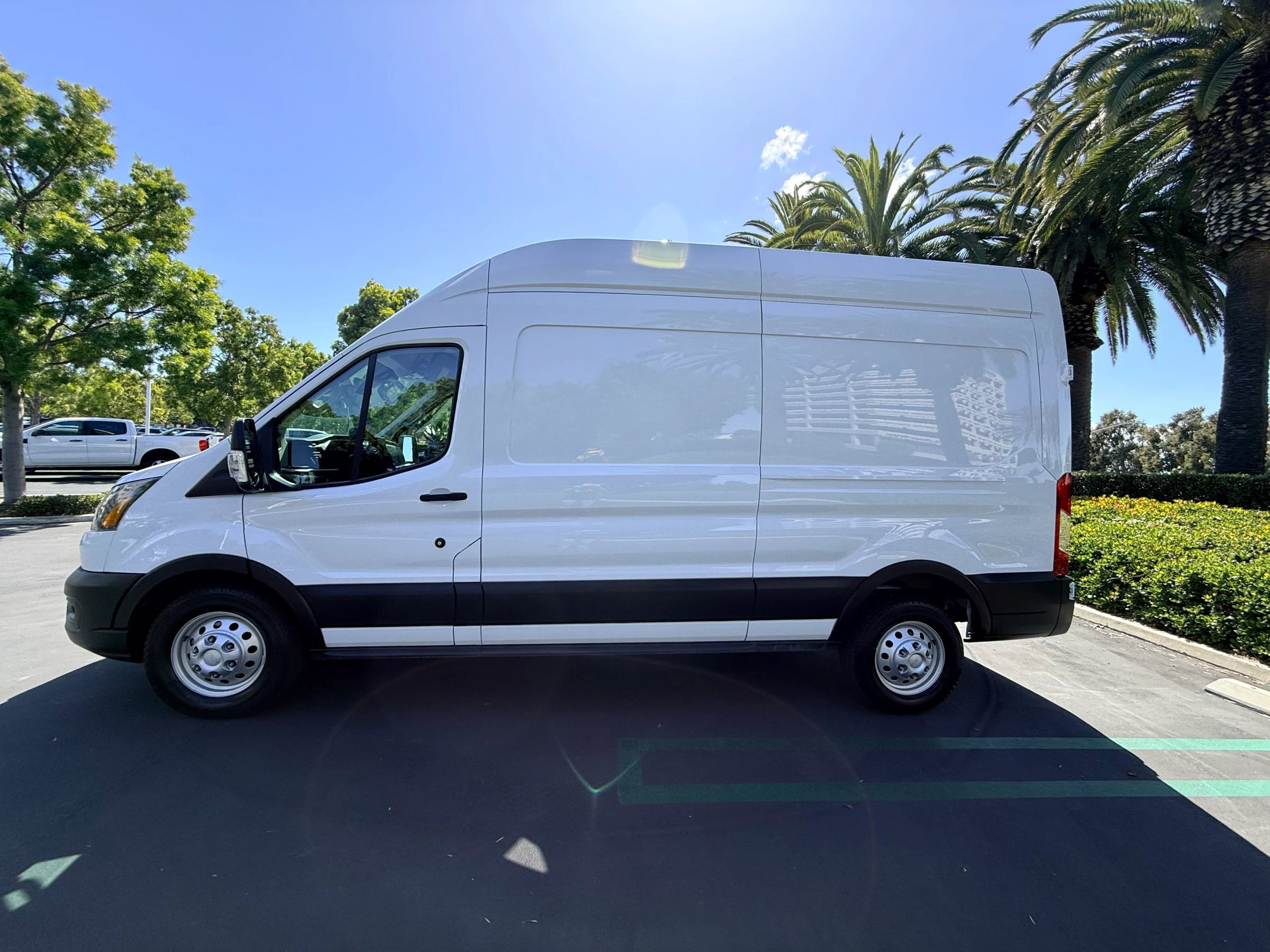 Used 2023 Ford Transit 350 148 High Roof AWD image 2